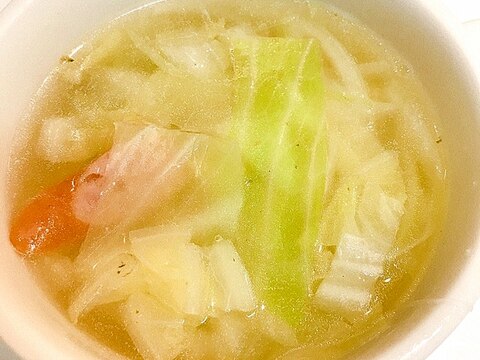 玉ねぎと白菜とウインナーの♪中華卵スープ